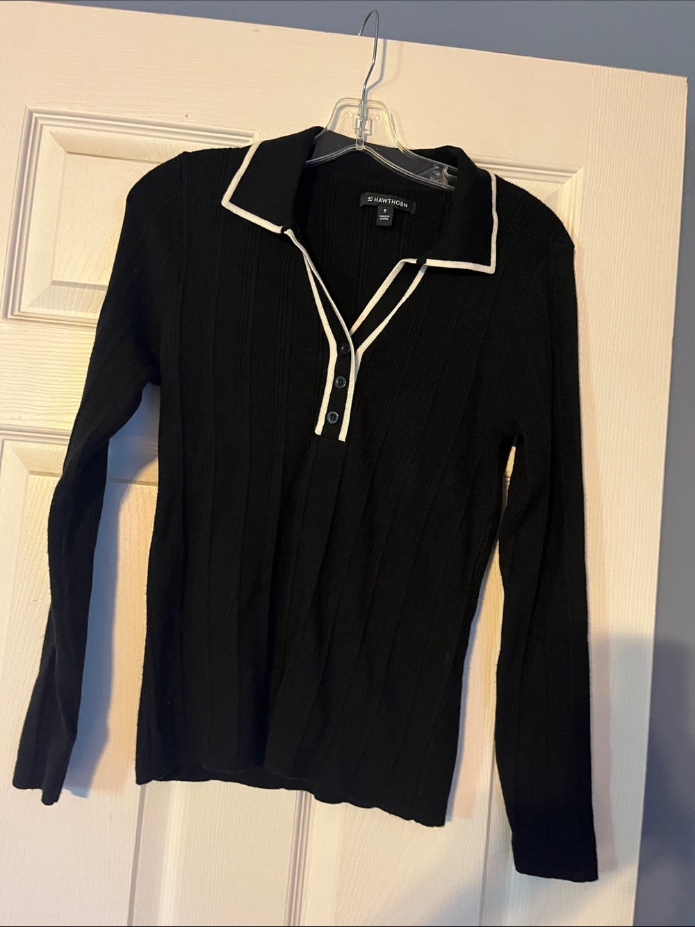 41 Hawthorn Black V-Neck Sweater with White Trim
